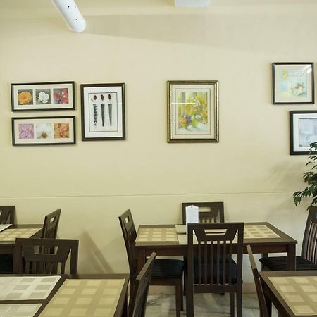 Gv Hotel - Valencia Экстерьер фото