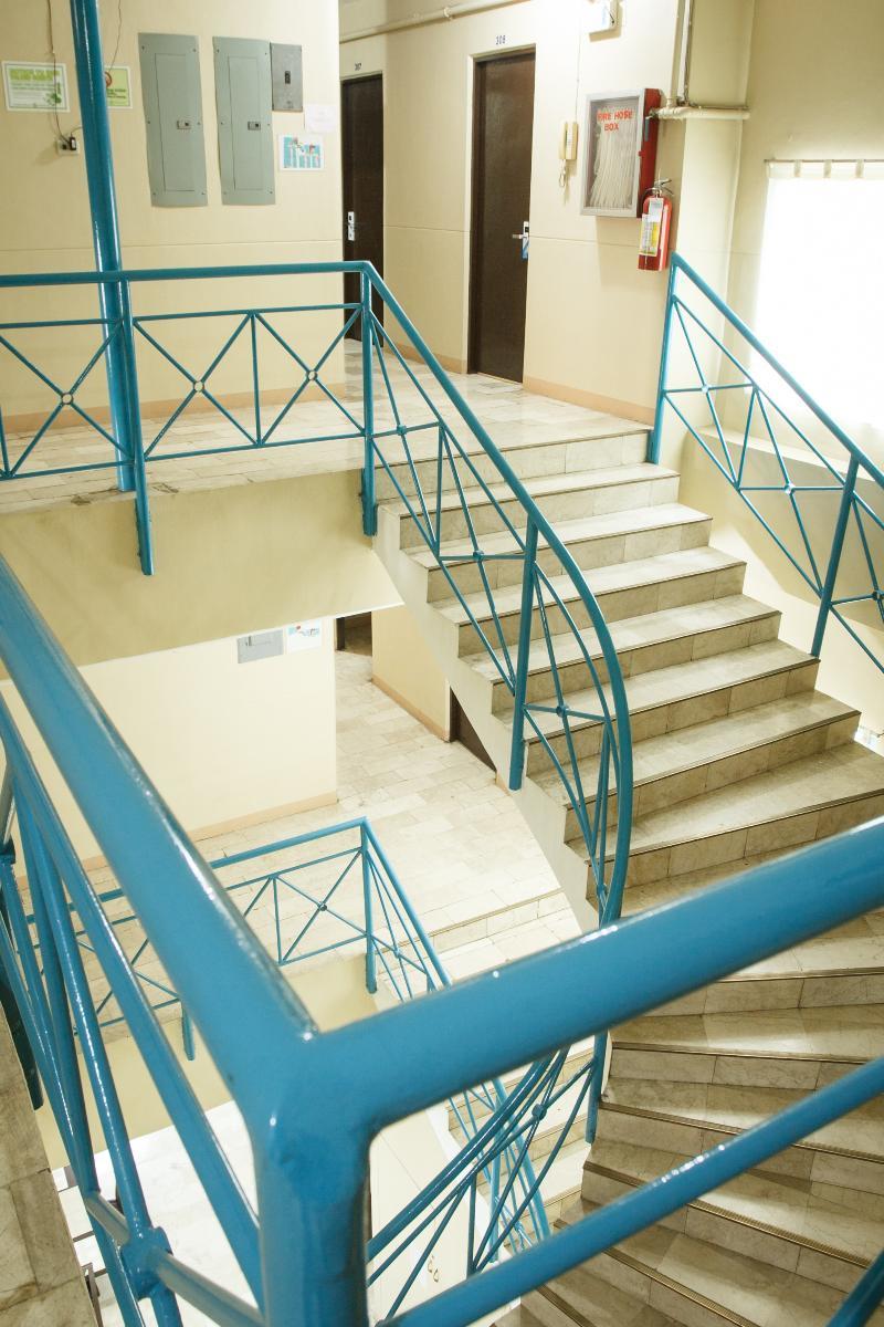 Gv Hotel - Valencia Экстерьер фото